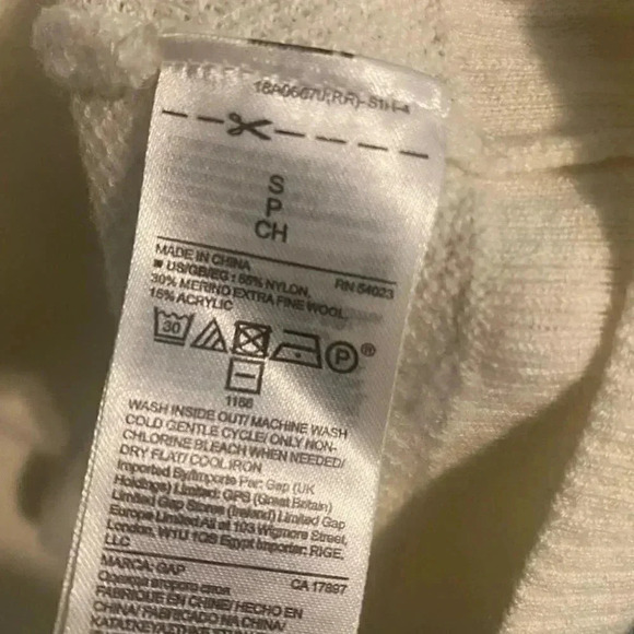 Gap Cream Wool Blend Knit Sweater - Picture 4 of 6